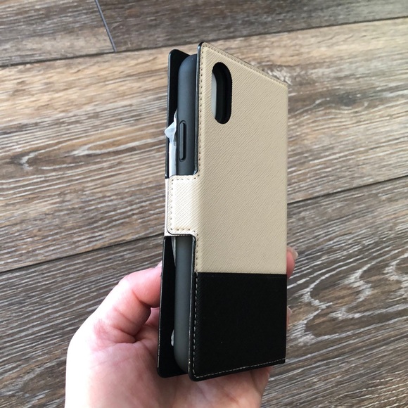 Kate Spade phone case - Picture 4 of 4